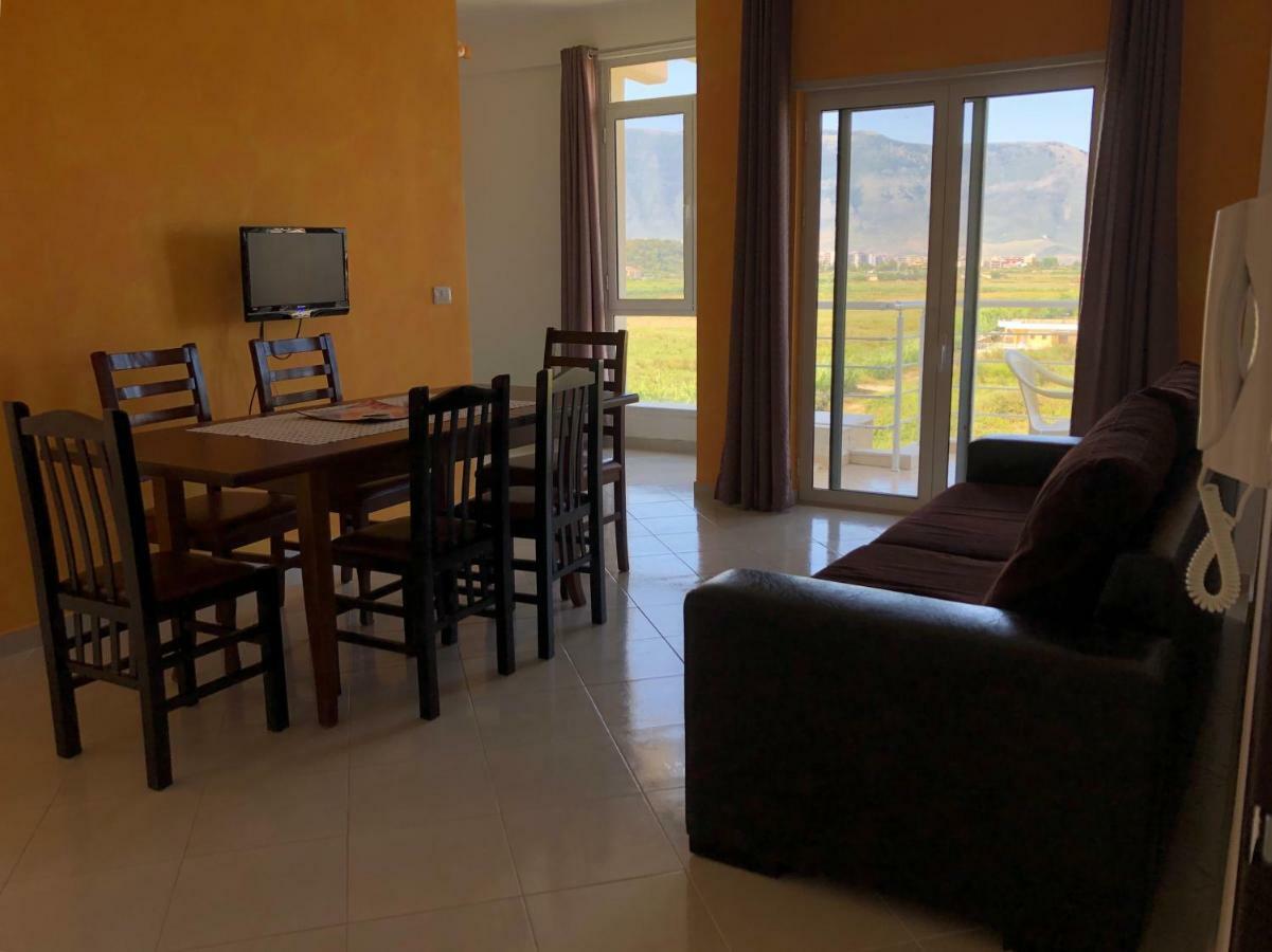 Rainbow Holiday Apartments Vlorë Exterior foto